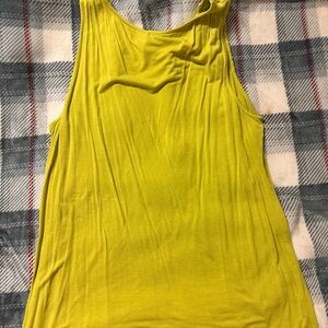 Ann Taylor crochet top tank top
Size XL
Yellow/Green